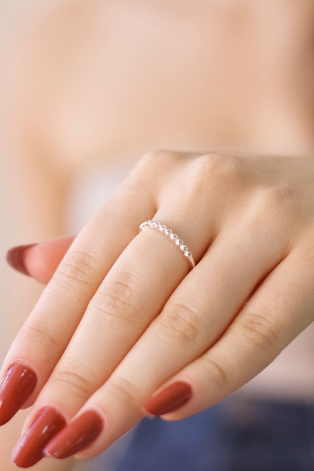 Anel Aparador Bolinhas Cravejadas Prata 925