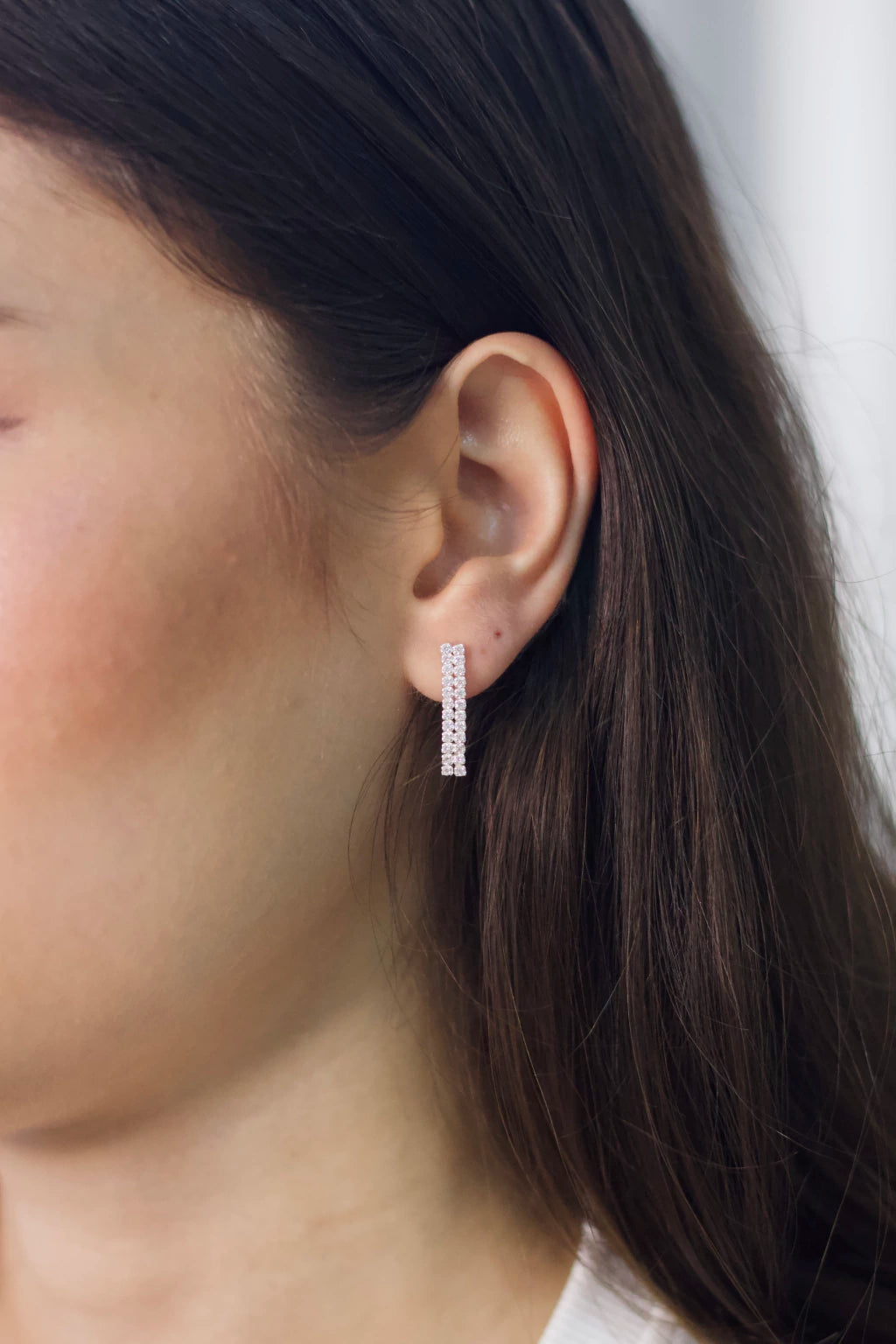 Brinco Zircônias Prata 925