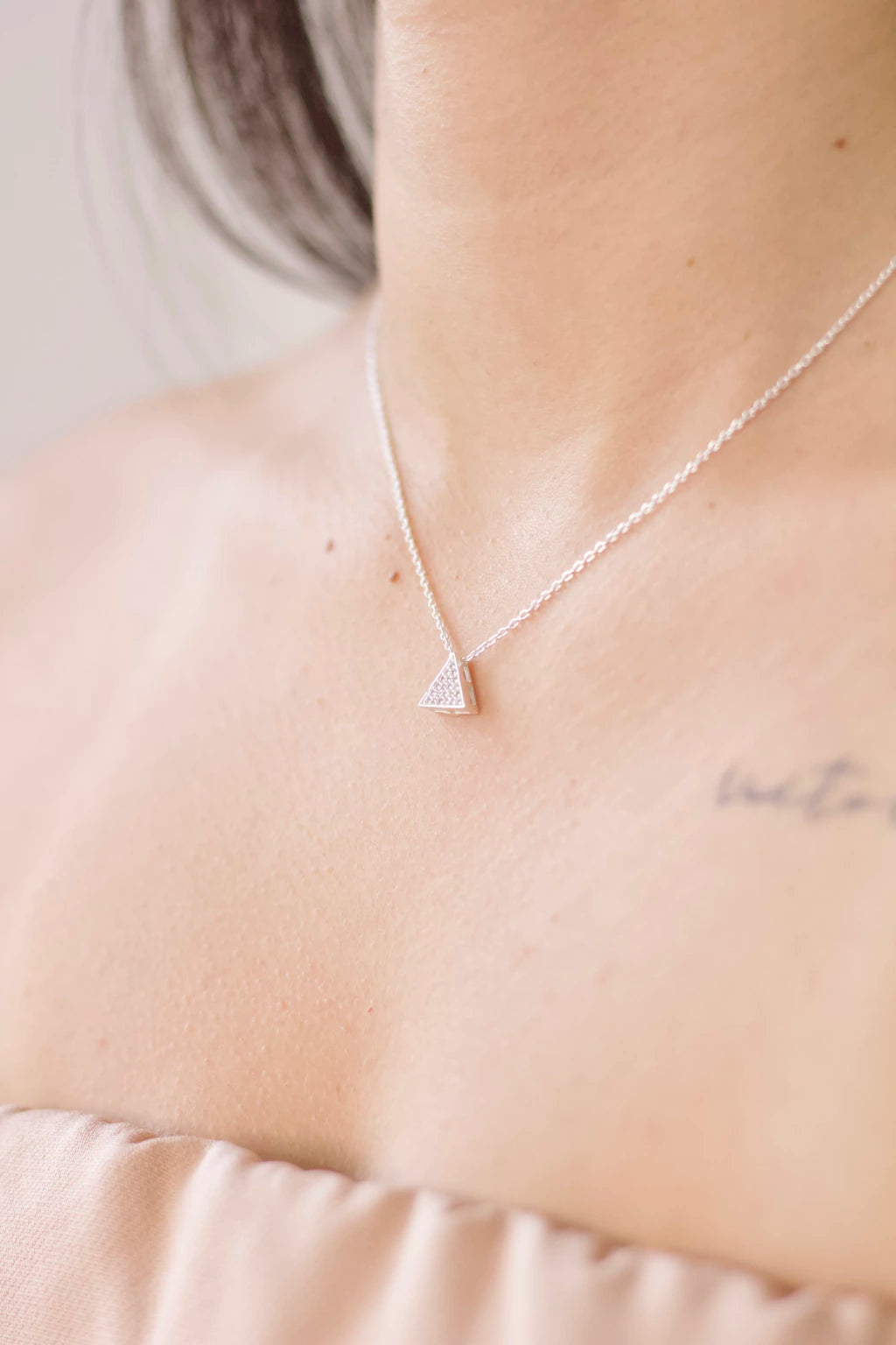 Colar Triângulo Cravejado Prata 925